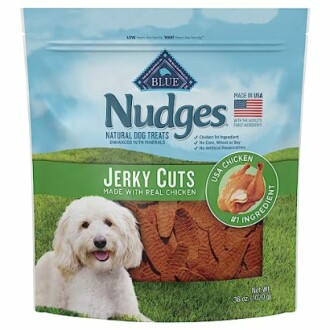 Blue Nudges dog treats with jerky cuts and chicken flavor.